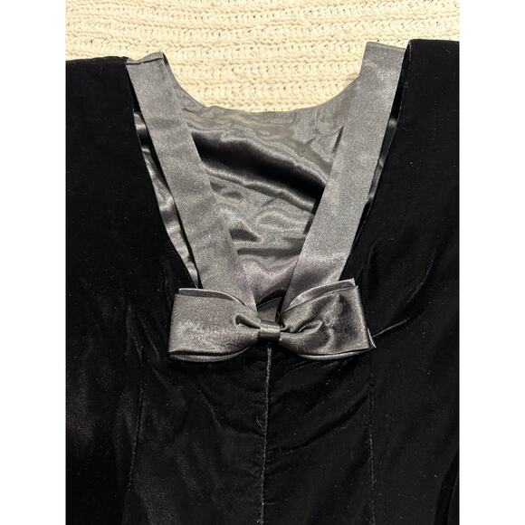 VTG Velour Sheath Dress Short Sleeves Back Bow Cut Outs Knee Length Womens Large - Picture 4 of 13